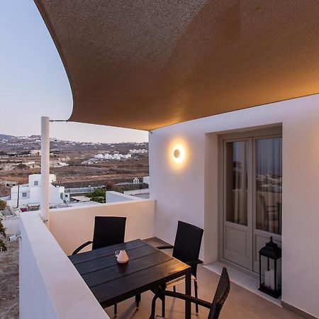 Santorini Villatzio Suites Месарія Екстер'єр фото