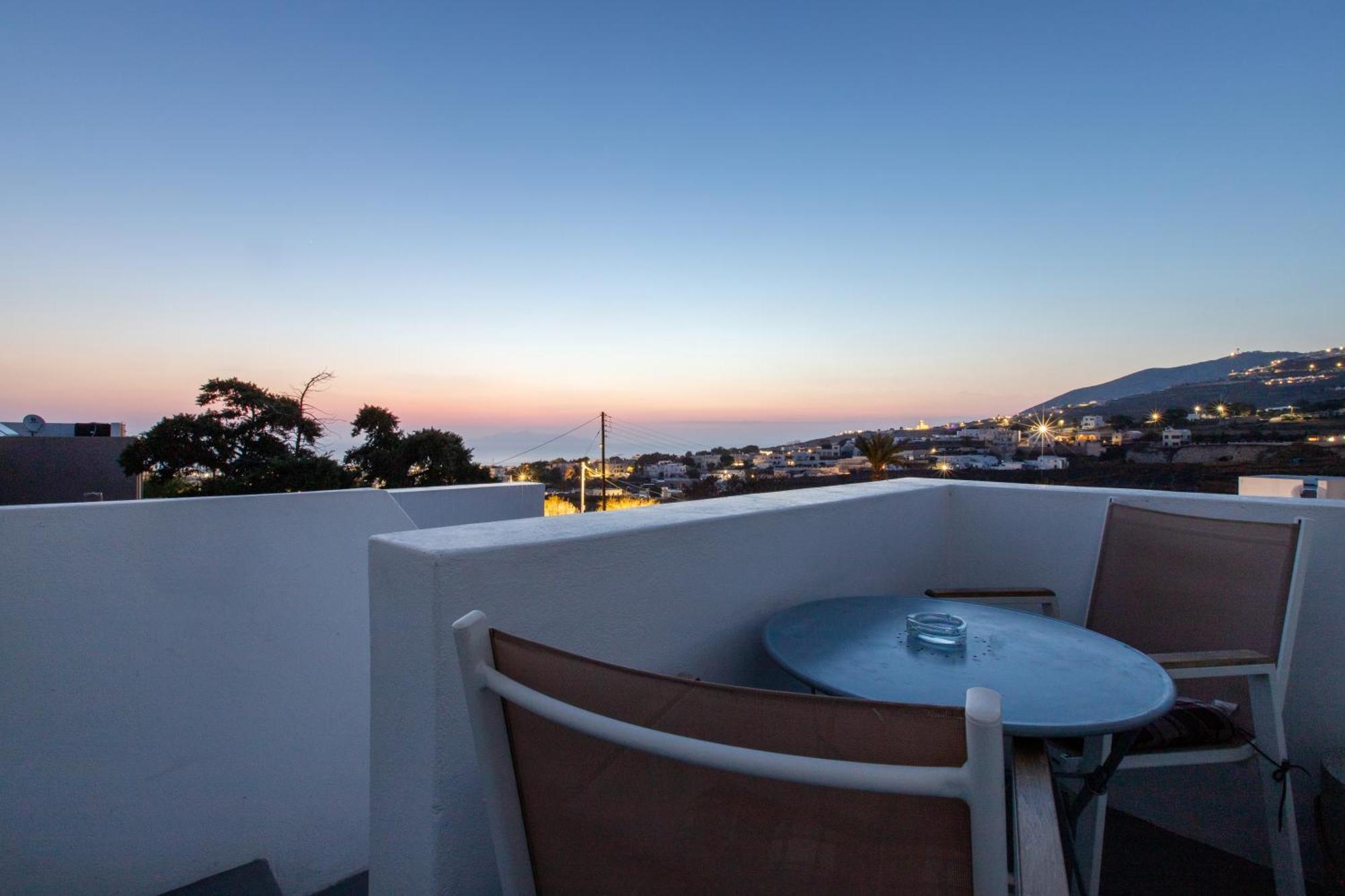 Santorini Villatzio Suites Месарія Екстер'єр фото